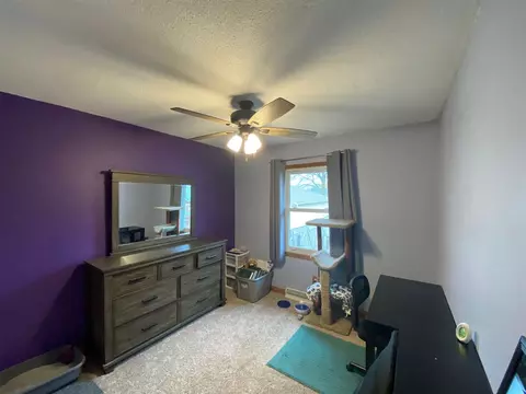 1052 Fleur Dr, Waterloo, IA 50701 photo 8