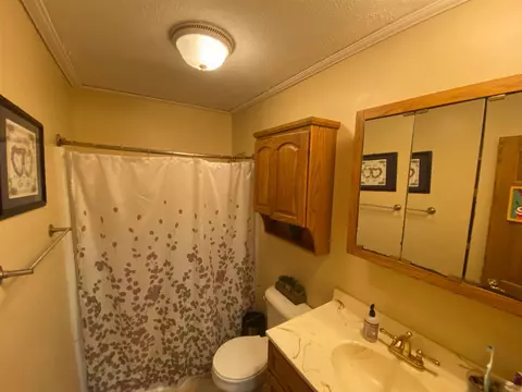 1052 Fleur Dr, Waterloo, IA 50701 photo 6