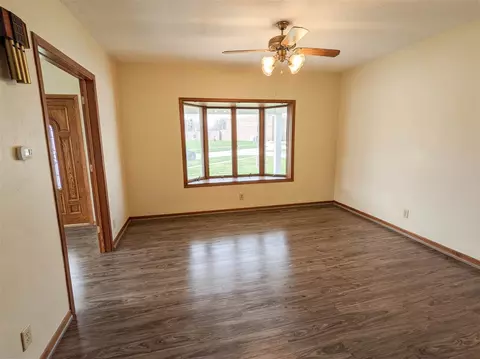236 E 5th St, Readlyn, IA 50668 photo 10