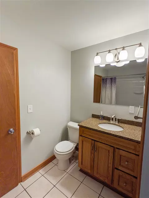 236 E 5th St, Readlyn, IA 50668 photo 6