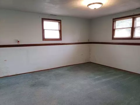 5050 Eldora Ct, Waterloo, IA 50701 photo 16
