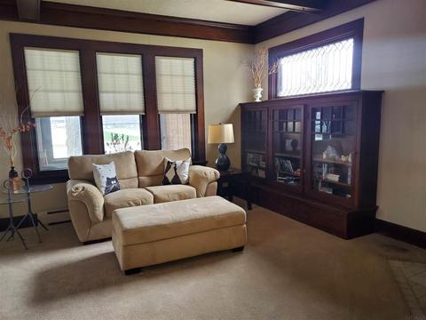 331 E 3rd Ave, Cresco, IA 52136 photo 5