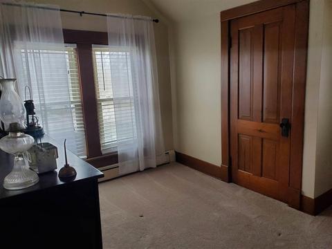 331 E 3rd Ave, Cresco, IA 52136 photo 13