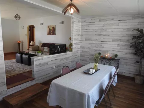 810 W 3rd St, Sumner, IA 50674 photo 8