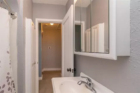 227 Bertch Ave, Waterloo, IA 50702 photo 13