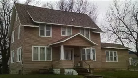 1402 16th Ave, Eldora, IA 50627 photo 2