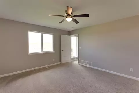 731 Grindstone Cir, Waterloo, IA 50702 photo 7