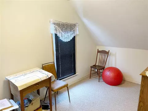 308 Main St, Decorah, IA 52101 photo 14