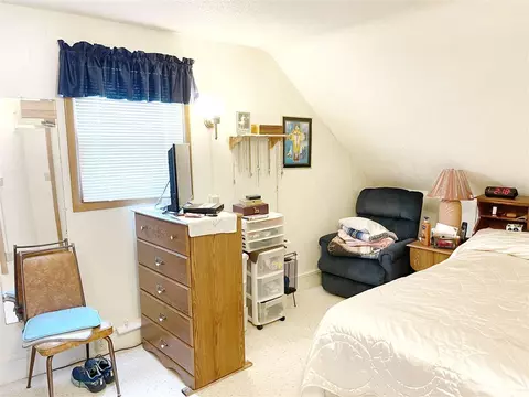 308 Main St, Decorah, IA 52101 photo 11