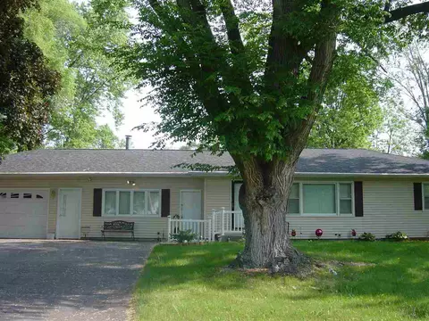 341 Anthony St, Waterloo, IA 50707 photo 2