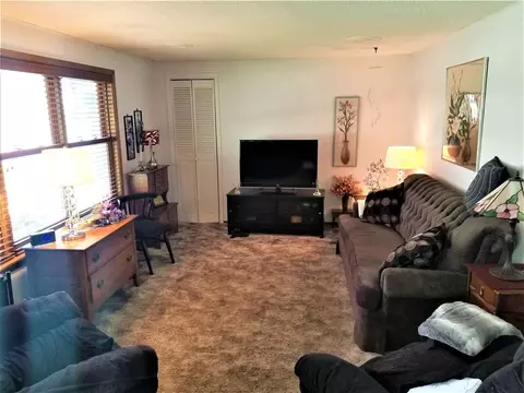 403 5th St, Readlyn, IA 50668 photo 2