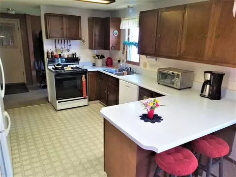403 5th St, Readlyn, IA 50668 photo 6
