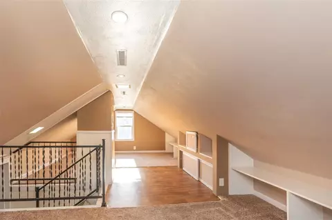 914 E Mitchell Ave, Waterloo, IA 50702 photo 18