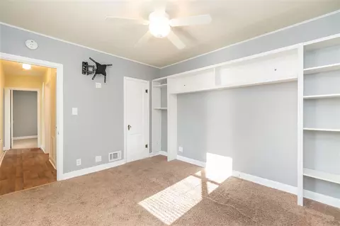 914 E Mitchell Ave, Waterloo, IA 50702 photo 14
