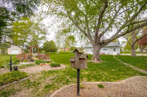203 S Maple St, Sumner, IA 50674 photo 28
