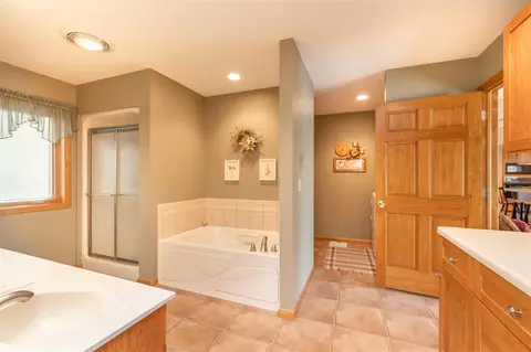 203 S Maple St, Sumner, IA 50674 photo 13