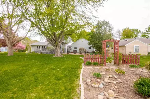 203 S Maple St, Sumner, IA 50674 photo 26