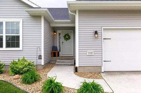 4448 Charm Dr, Waterloo, IA 50701 photo 2