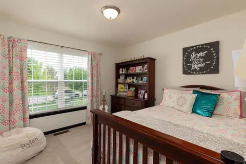 4448 Charm Dr, Waterloo, IA 50701 photo 19
