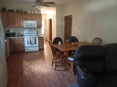 702 E 3rd Ave, Cresco, IA 52136 photo 6