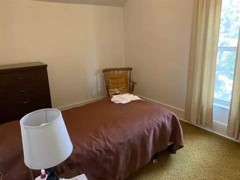 501 E Main St, Decorah, IA 52101 photo 12