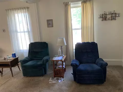 501 E Main St, Decorah, IA 52101 photo 6