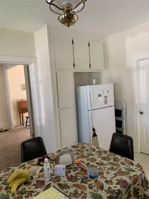 501 E Main St, Decorah, IA 52101 photo 10