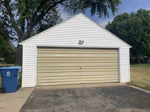 128 Ruby Dr, Waterloo, IA 50702 photo 9