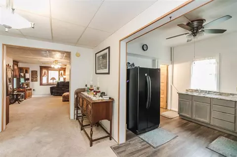 209 Summit Ave, Waterloo, IA 50701 photo 11