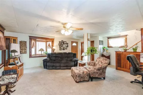 209 Summit Ave, Waterloo, IA 50701 photo 5