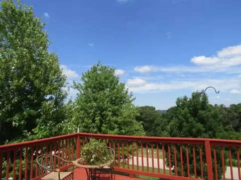 313 Breezy Point Loop, Mcgregor, IA 52157 photo 2