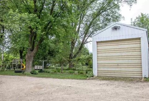 404 E Washington St, Shell Rock, IA 50670 photo 30