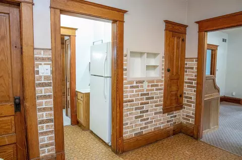 404 E Washington St, Shell Rock, IA 50670 photo 10