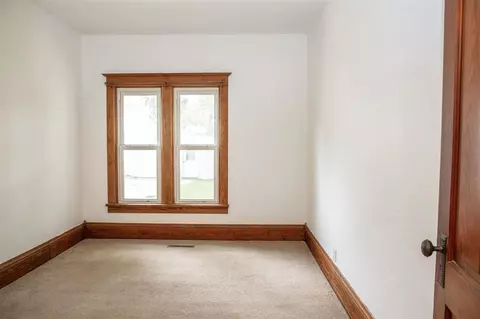 404 E Washington St, Shell Rock, IA 50670 photo 16
