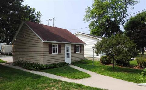 311 E 2nd St, Sumner, IA 50674 photo 22