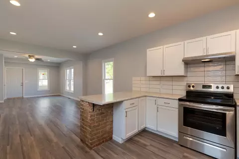 414 E 1st St, Waterloo, IA 50703 photo 21