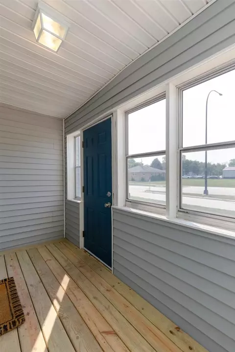 414 E 1st St, Waterloo, IA 50703 photo 24