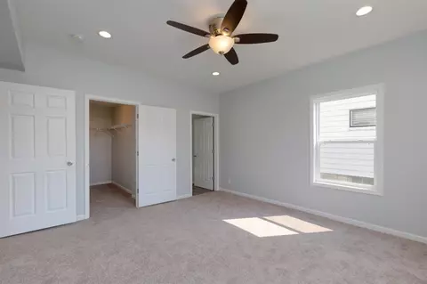 414 E 1st St, Waterloo, IA 50703 photo 6