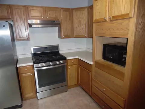 421 N Plainview St, Shell Rock, IA 50670 photo 6