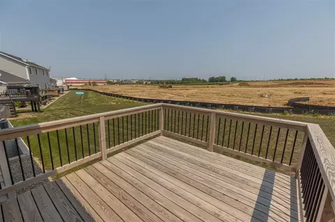 733 Grindstone Cir, Waterloo, IA 50702 photo 20