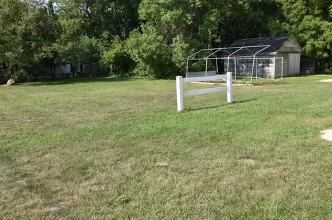 100 3rd St S, Hazleton, IA 50641 photo 4