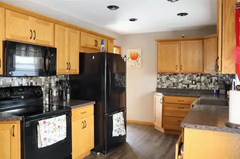 1913 Upton Ave, Waterloo, IA 50701 photo 7
