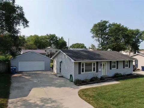 1913 Upton Ave, Waterloo, IA 50701 photo 1
