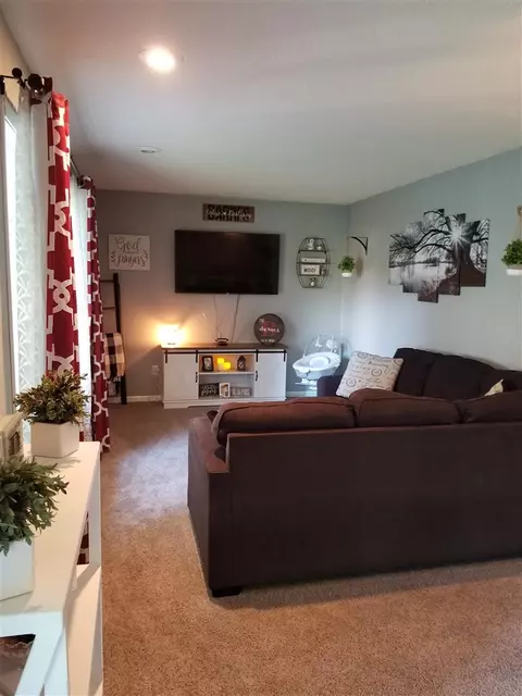 306 5th St, Readlyn, IA 50668 photo 3