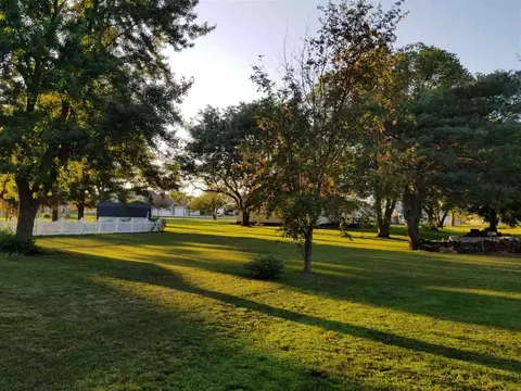 306 5th St, Readlyn, IA 50668 photo 20