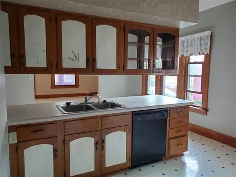 212 3rd Ave E, Cresco, IA 52136 photo 5