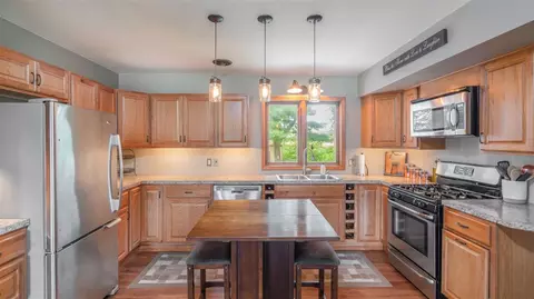 4105 Mc Kellar Rd, Waterloo, IA 50702 photo 8