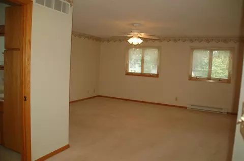 416 Woodruff St, Aurora, IA 50607 photo 9