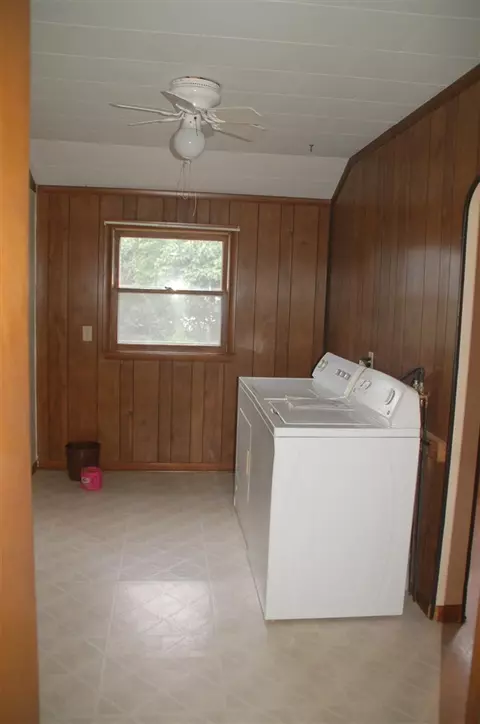 416 Woodruff St, Aurora, IA 50607 photo 8
