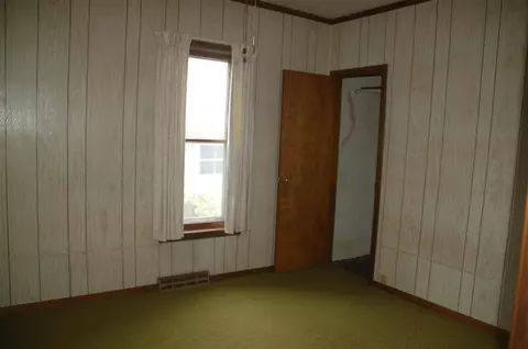 416 Woodruff St, Aurora, IA 50607 photo 4